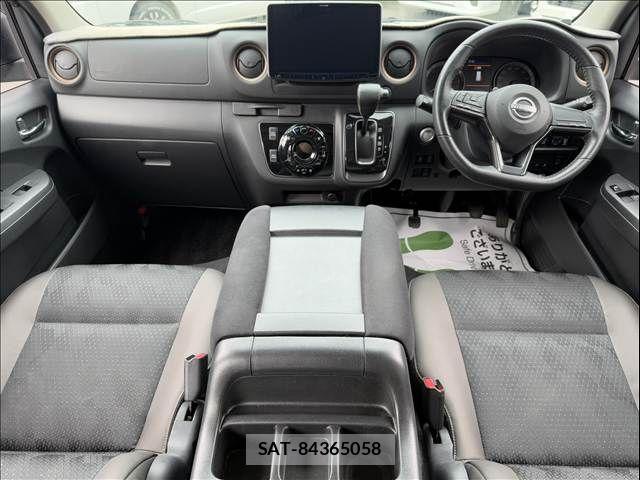 Nissan Caravan 2022-12 7215820-3