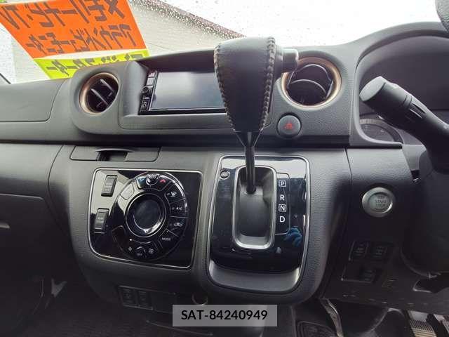 Nissan Caravan 2022-05 7215818-14