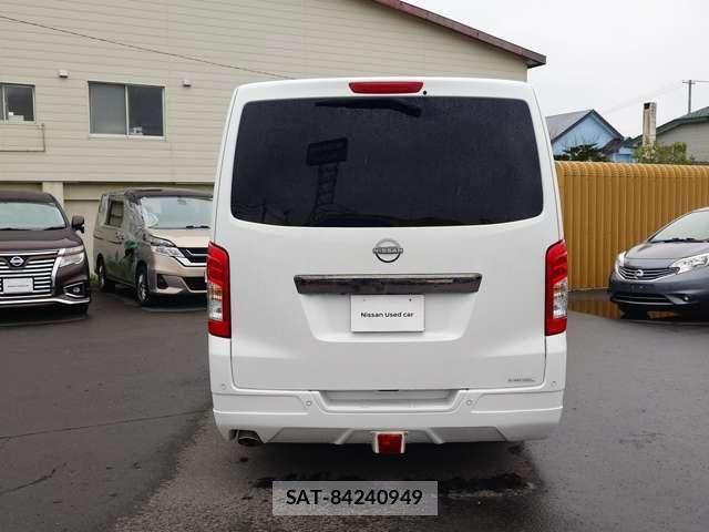 Nissan Caravan 2022-05 7215818-27