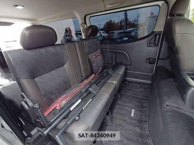 Nissan Caravan 2022-05 7215818-4