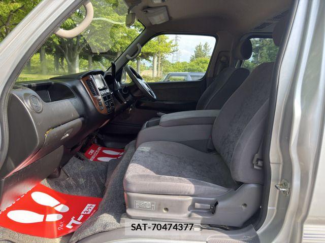 Nissan Caravan 2008-03 7215815-9