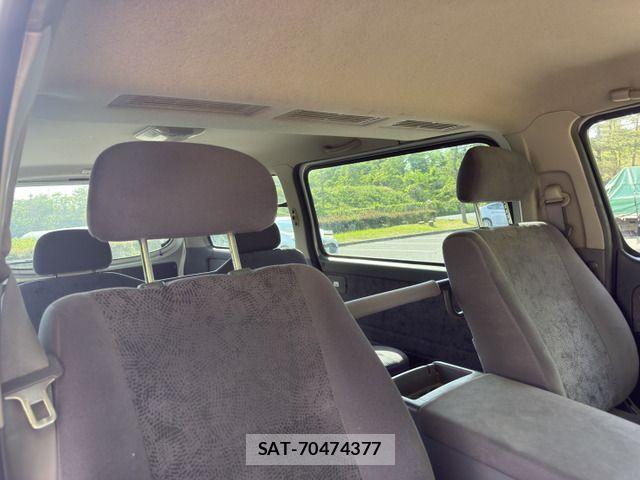 Nissan Caravan 2008-03 7215815-14