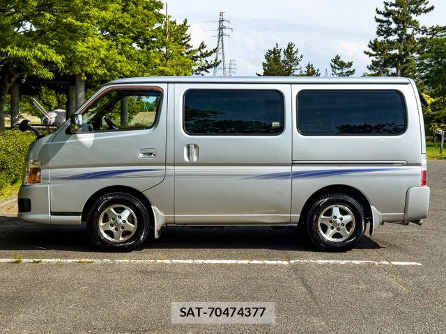 Nissan Caravan 2008-03 7215815-5