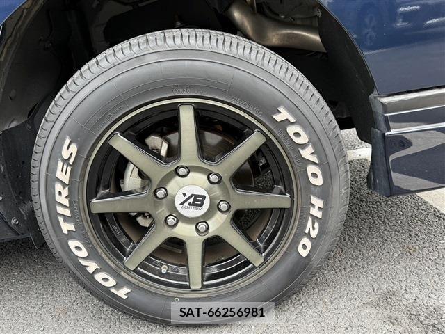Nissan Caravan 2023-02 7215824-17