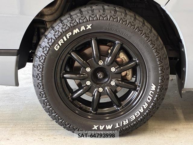 Nissan Caravan 2023-08 7326104-8