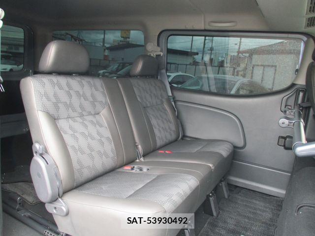Nissan Caravan 2023-12 7357100-13