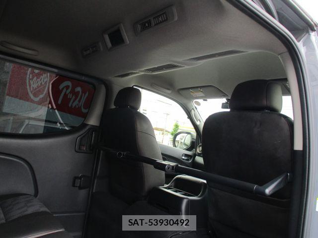Nissan Caravan 2023-12 7357100-14
