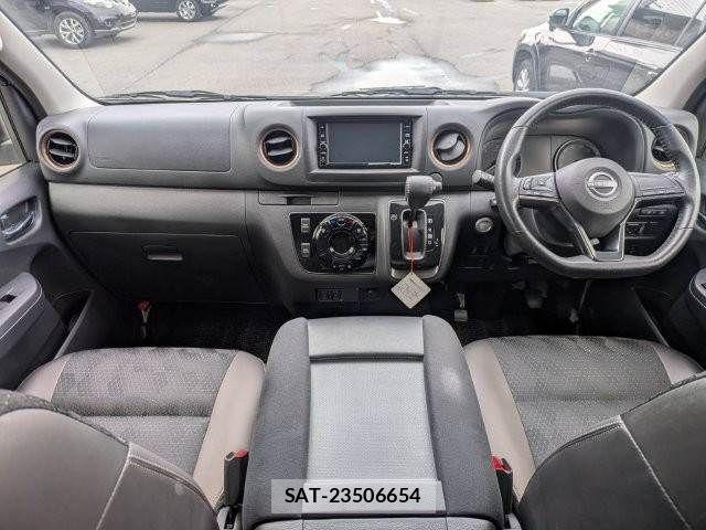 Nissan Caravan 2024-10 7357095-2