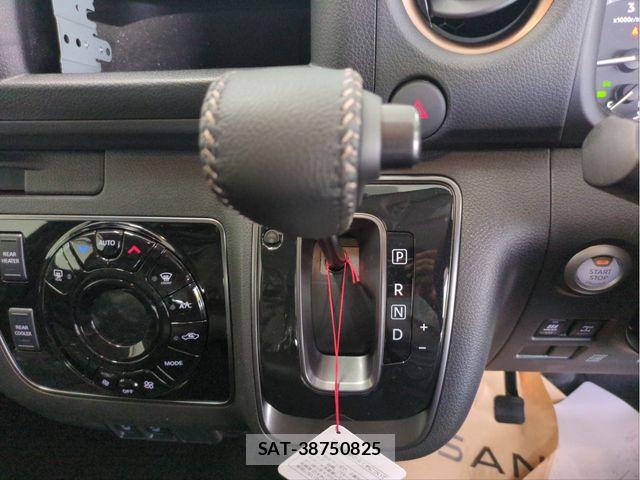 Nissan Caravan 2026-05 7391574-10