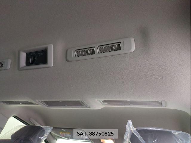 Nissan Caravan 2026-05 7391574-5