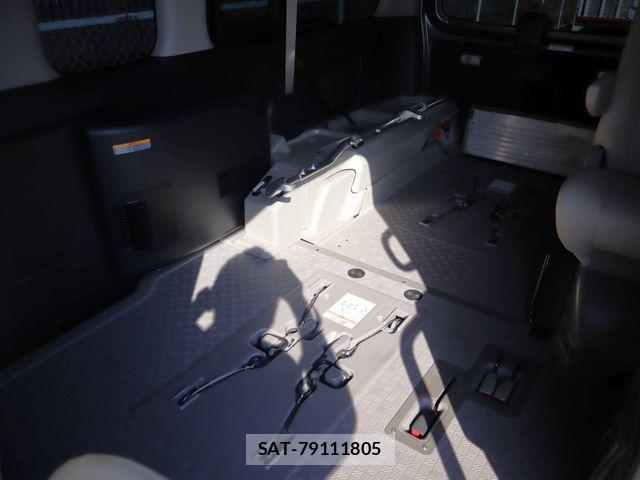 Nissan Caravan 2023-04 7453340-8