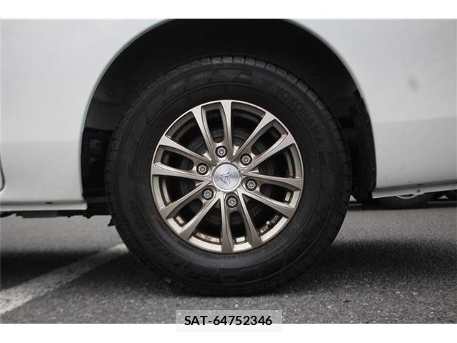 Nissan Caravan 2022-07 7499847-17