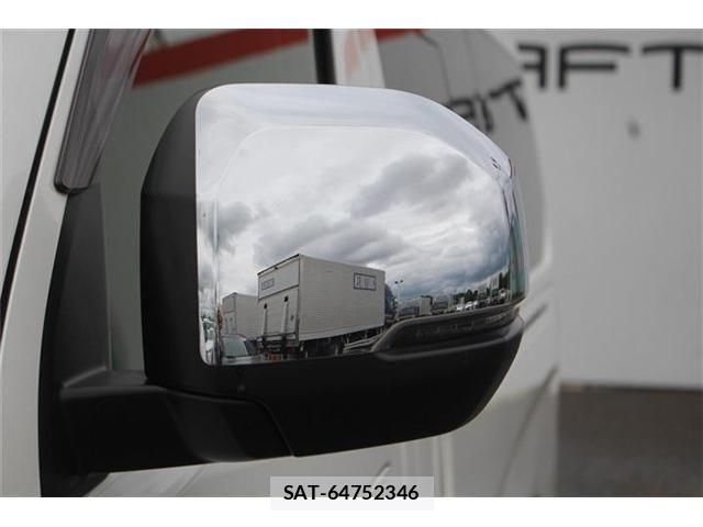 Nissan Caravan 2022-07 7499847-27