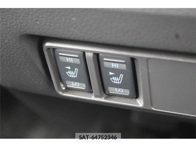 Nissan Caravan 2022-07 7499847-4