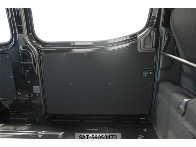 Nissan Caravan 2026-04 7783281-29