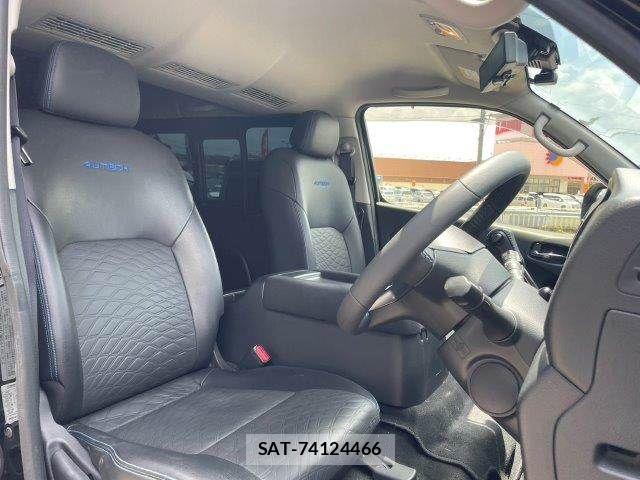 Nissan Caravan 2022-12 7783278-9