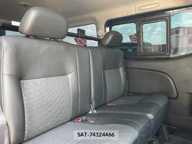 Nissan Caravan 2022-12 7783278-10