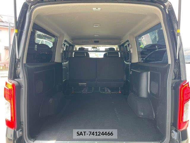 Nissan Caravan 2022-12 7783278-11
