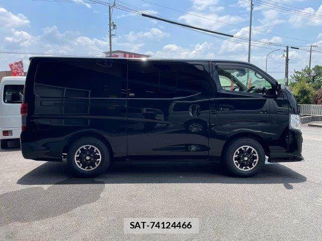 Nissan Caravan 2022-12 7783278-18