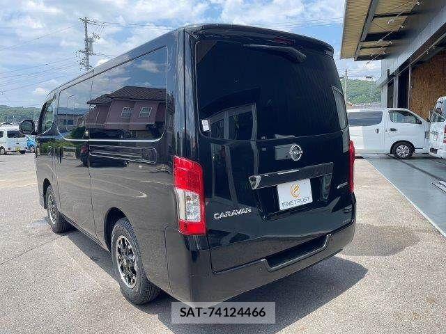 Nissan Caravan 2022-12 7783278-21