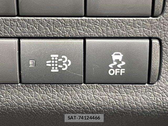 Nissan Caravan 2022-12 7783278-7