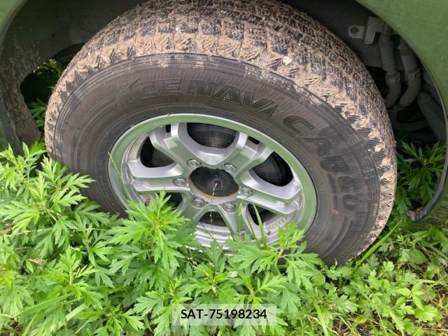 Nissan Caravan 2025-10 7875666-3