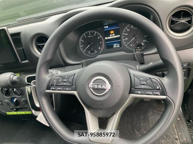 Nissan Caravan 2025-10 7875667-6