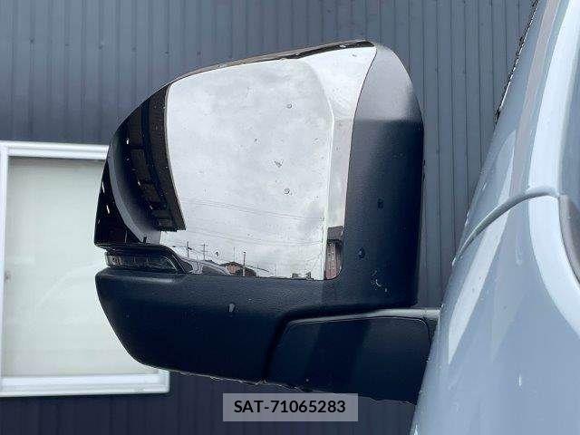 Nissan Caravan 2022-07 7902389-29