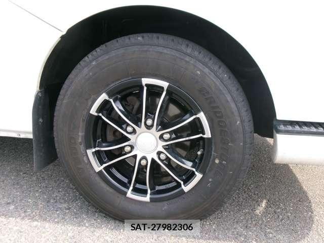 Nissan Caravan 2011-03 7902390-15