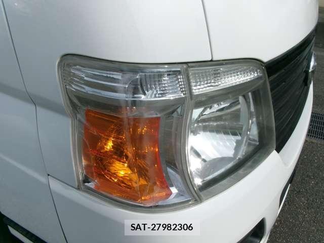 Nissan Caravan 2011-03 7902390-17