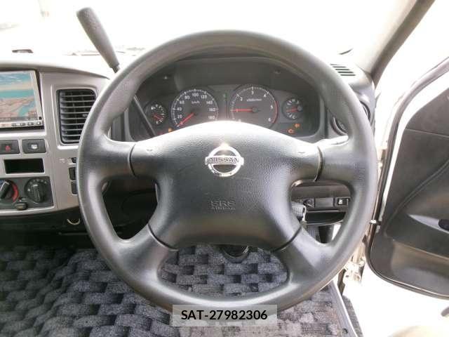 Nissan Caravan 2011-03 7902390-23