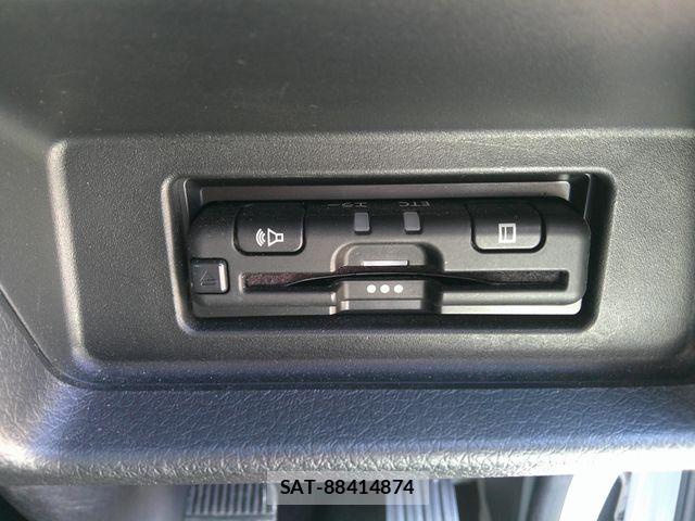 Nissan Caravan 2022-06 7978756-6
