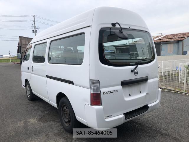 Nissan Caravan 2009-04 7978755-6