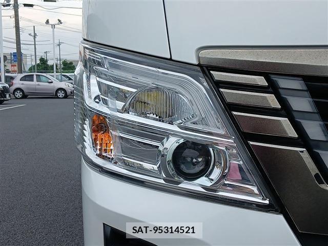 Nissan Caravan 2022-06 8034740-11
