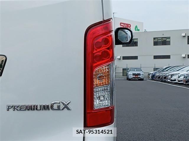 Nissan Caravan 2022-06 8034740-12