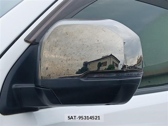 Nissan Caravan 2022-06 8034740-29
