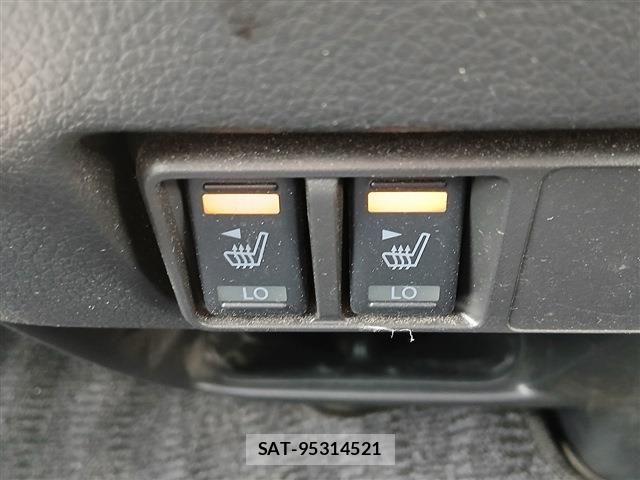Nissan Caravan 2022-06 8034740-5