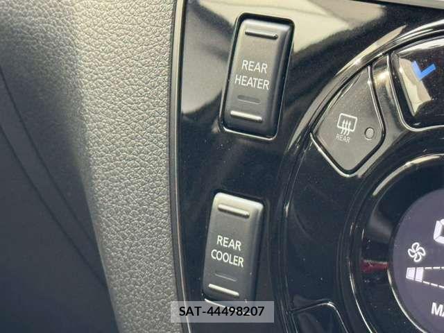 Nissan Caravan 2025-06 8098404-16