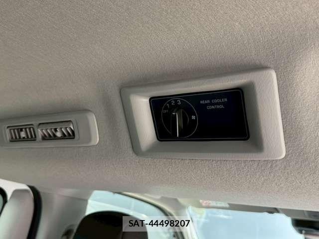 Nissan Caravan 2025-06 8098404-17