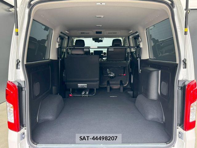 Nissan Caravan 2025-06 8098404-22