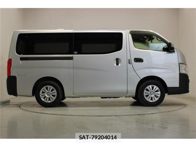 Nissan Caravan 2022-05 8098405-13