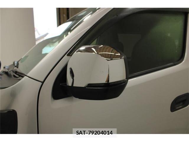 Nissan Caravan 2022-05 8098405-20