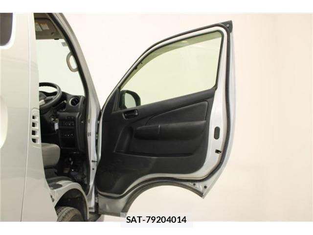 Nissan Caravan 2022-05 8098405-29