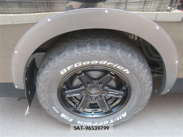 Nissan Caravan 2022-10 8206747-7