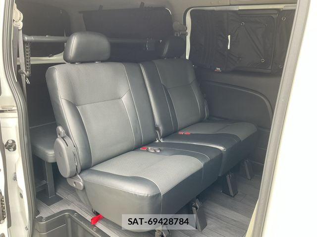 Nissan Caravan 2023-09 8244797-15