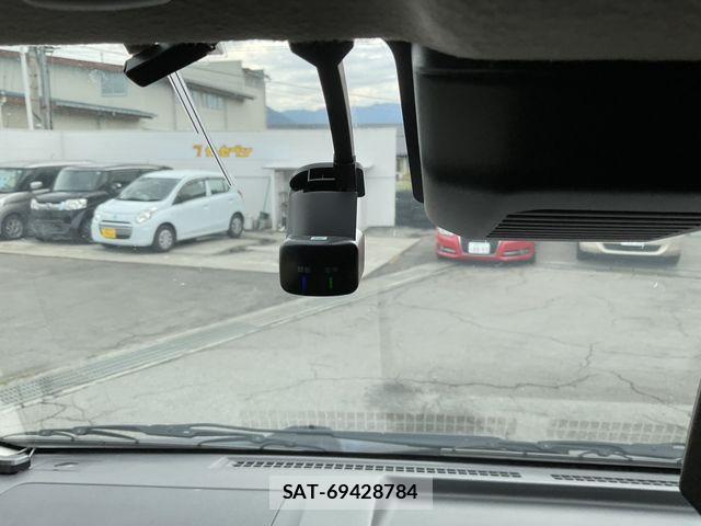 Nissan Caravan 2023-09 8244797-22