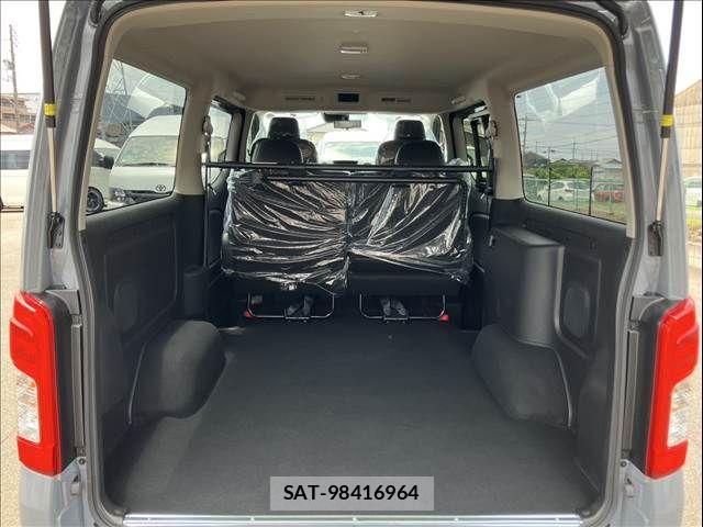 Nissan Caravan 2026-03 8244795-19