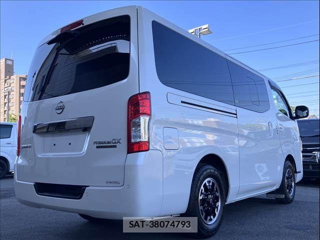 Nissan Caravan 2022-06 8313590-14