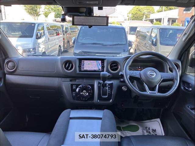 Nissan Caravan 2022-06 8313590-3