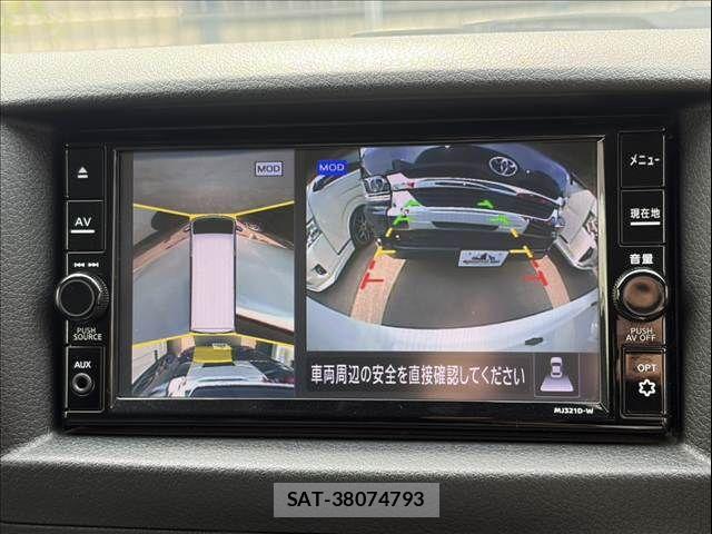 Nissan Caravan 2022-06 8313590-5